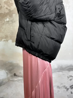 Reversible puffer jacket