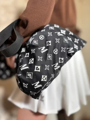 Black logo shopper bag